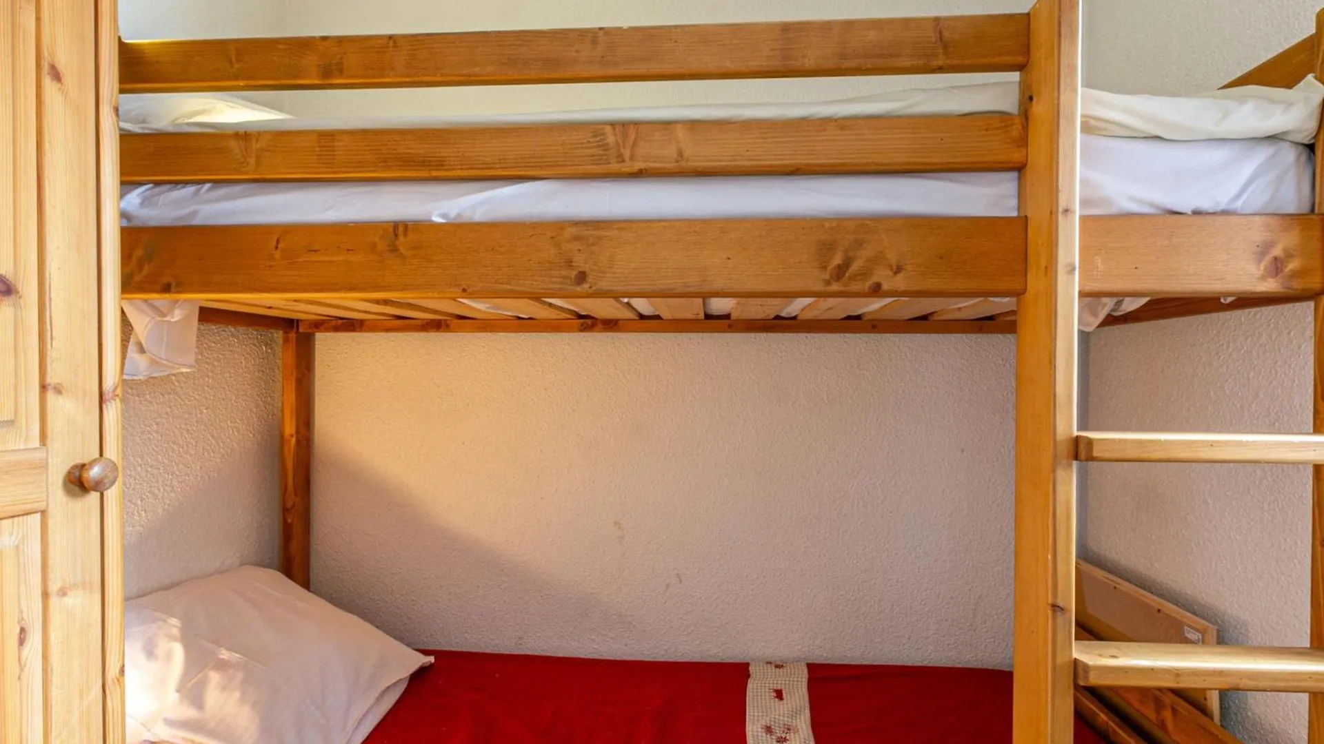 Studio Soigne Avec Wifi, Proche Centre Et Pistes - Fr-1-694-72 Val-d'Isere 0*,  France