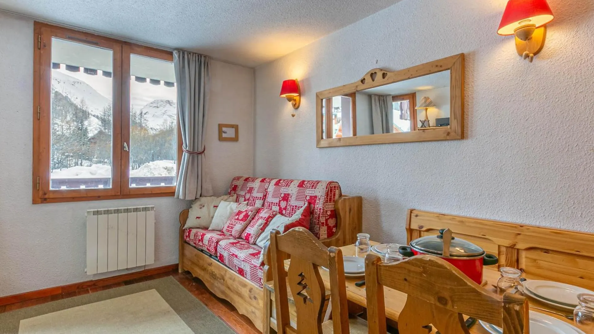 Studio Soigne Avec Wifi, Proche Centre Et Pistes - Fr-1-694-72 Val-d'Isere 0*,